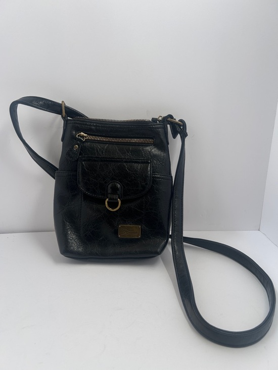 White Mountain Handbags - White Mountain Black Crossbody Bag with Gold Hardware